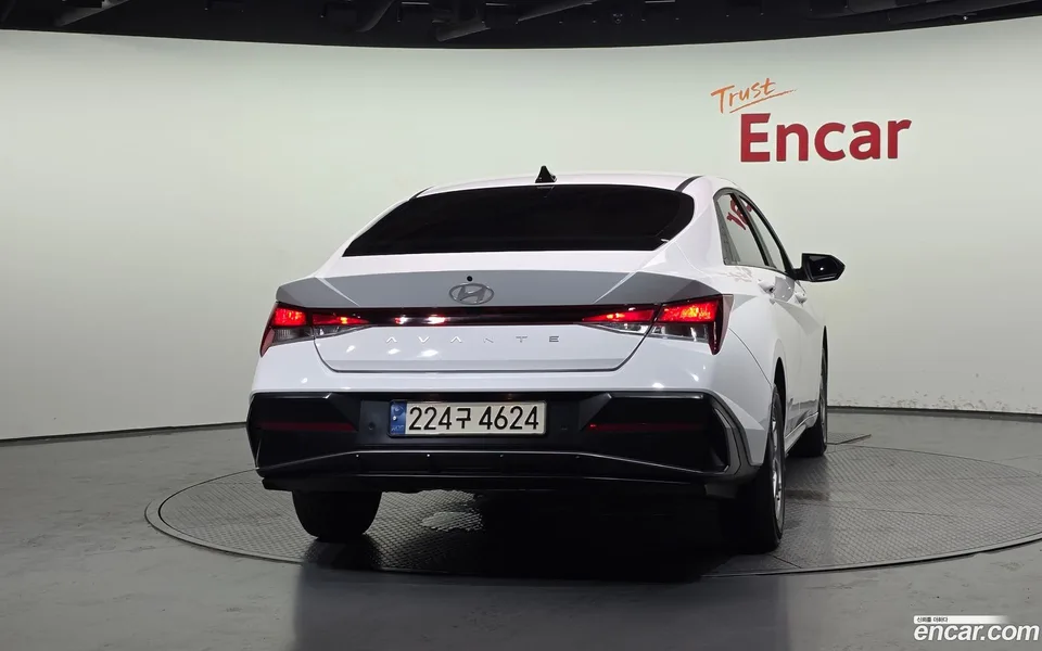 Hyundai Avante CN7 1.6 2023 — thumbnail 4