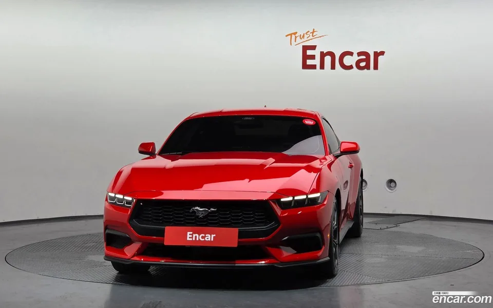 Ford Mustang 2.3 2025 — thumbnail 3