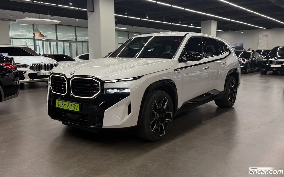 BMW XM 4.4 2025 — photo 1, buy with delivery to Moscow