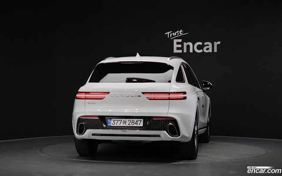 Genesis GV70 2.5T 2WD 2022 — thumbnail 4
