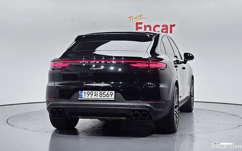 Porsche Cayenne 3.0 2023 — thumbnail 4