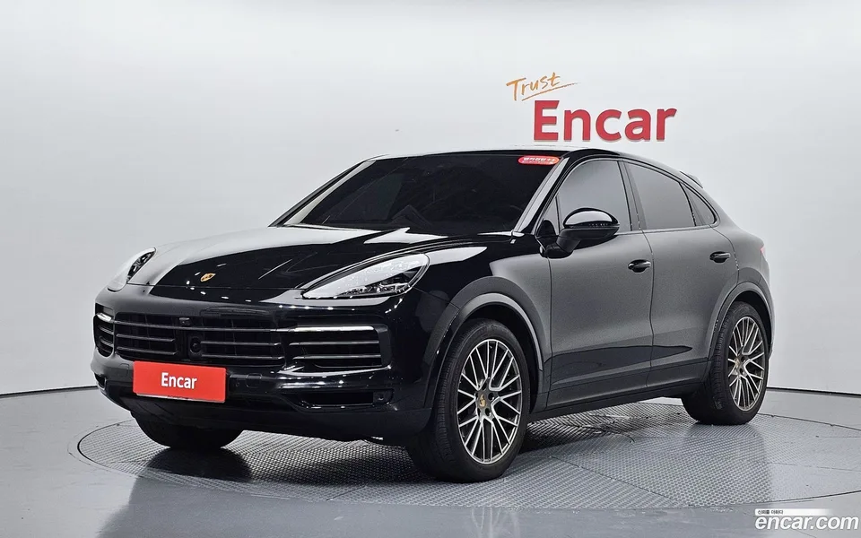 Porsche Cayenne 3.0 2023 — photo 1, buy with delivery to Moscow