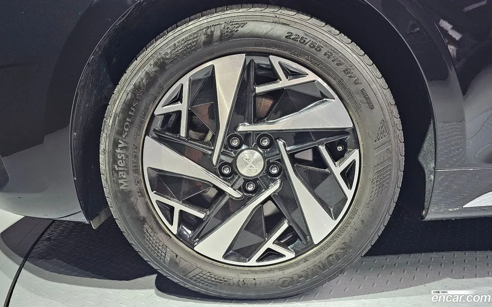 Hyundai Grandeur IG Hybrid 2022 — thumbnail 5