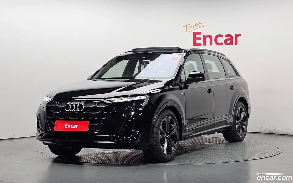Audi Q7 (4M) 55 TFSI 2026 — photo 1, buy with delivery to Moscow