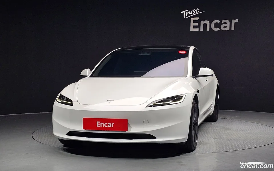 Tesla Model 3 RWD 2024 — thumbnail 3