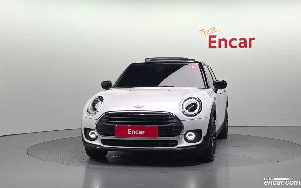 MINI Cooper Clubman 2023 — thumbnail 3