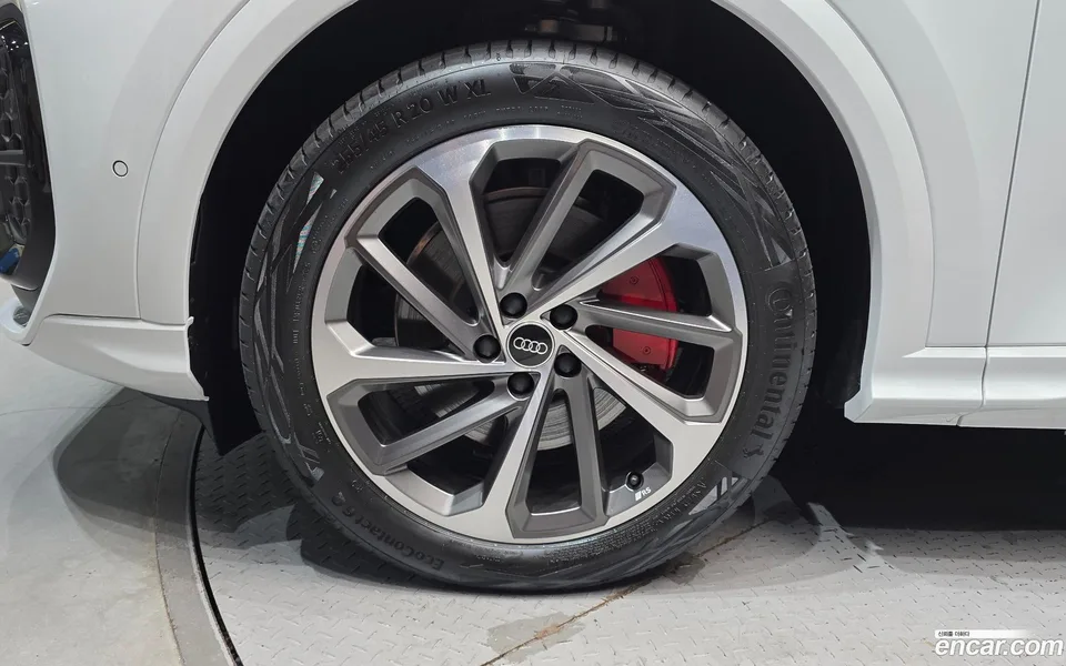 Audi Q5 (80A) 40 TDI S Line 2025 — thumbnail 2