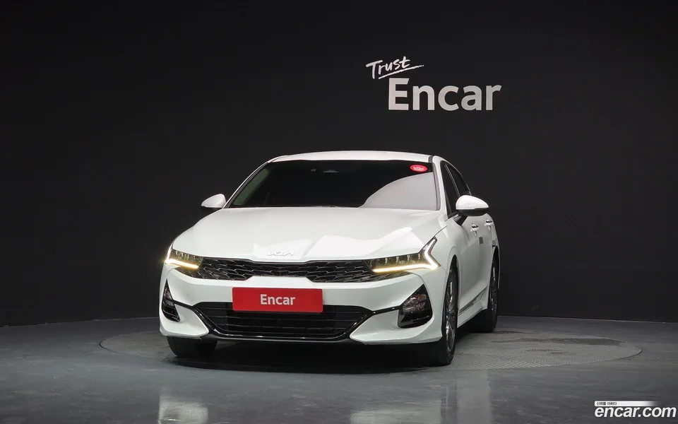 Kia K5 2.0 2022 — thumbnail 3
