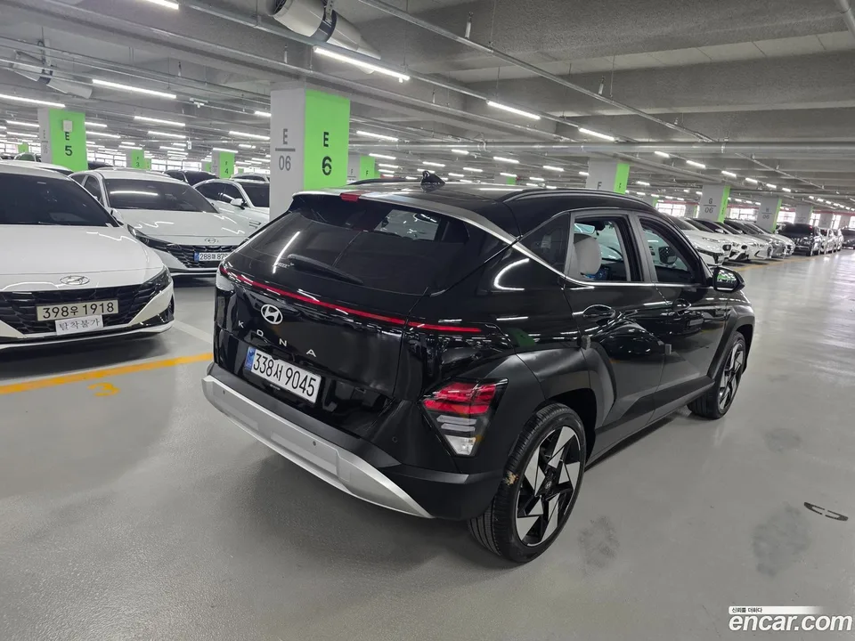 Hyundai Kona 1.6 2WD 2023 — thumbnail 2