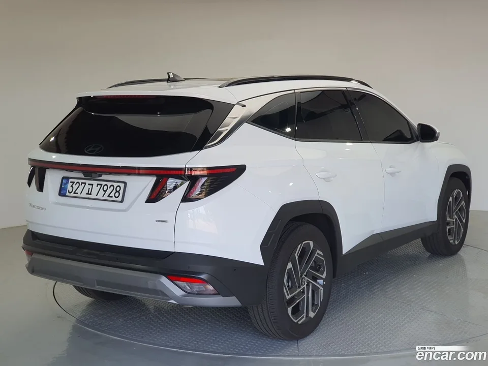 Hyundai Tucson NX4 1.6 4WD 2024 — thumbnail 3