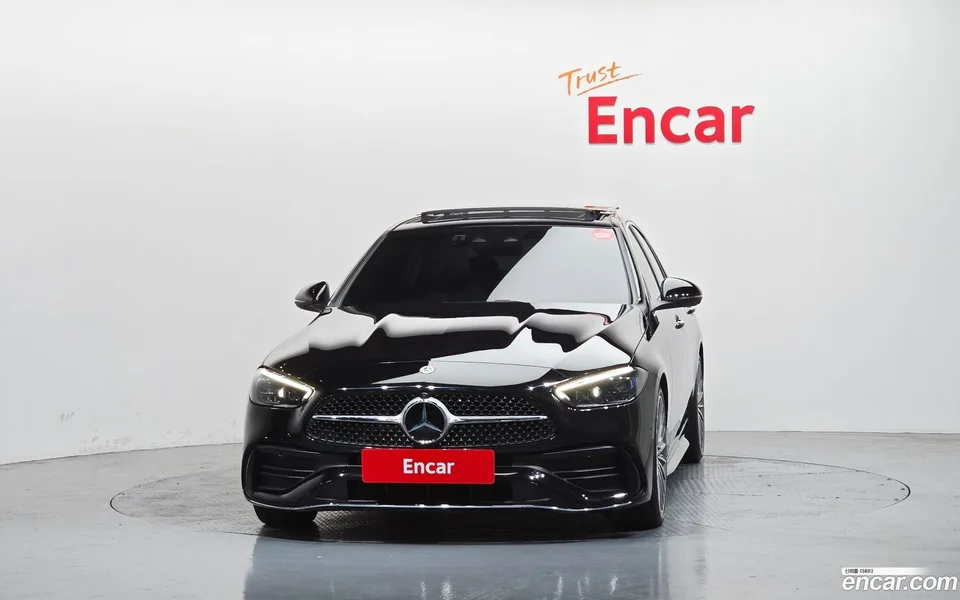 Mercedes-Benz C-Class C300 4MATIC AMG Line 2023 — thumbnail 3