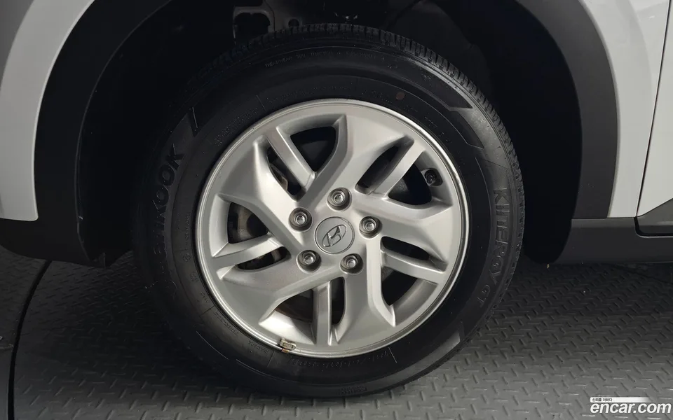 Hyundai Venue 1.6 2022 — thumbnail 2