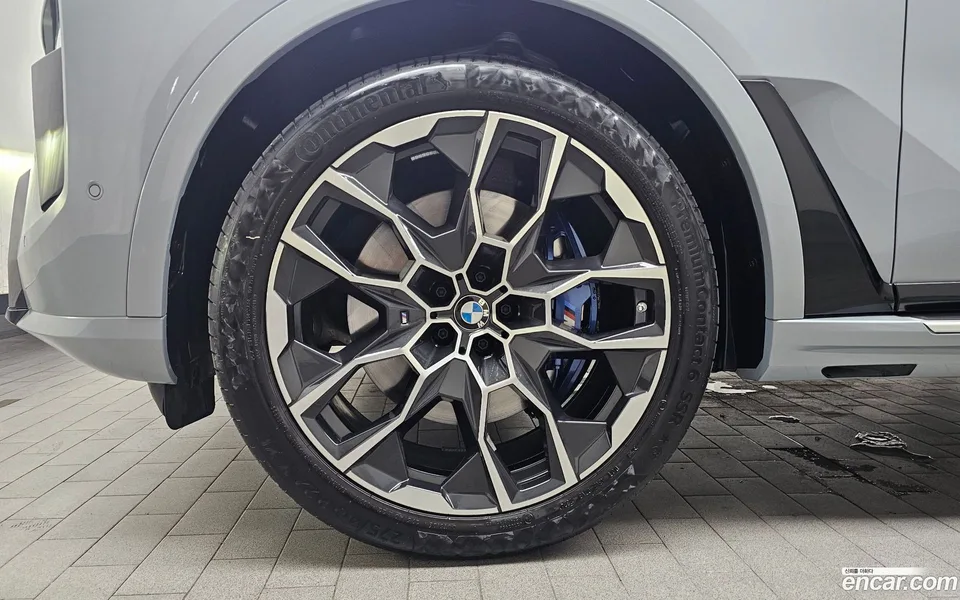 BMW X7 xDrive 40i M 6 2024 — thumbnail 2