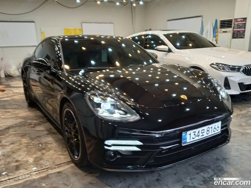 Porsche Panamera (971) 2.9 AWD E- 2023 — thumbnail 3
