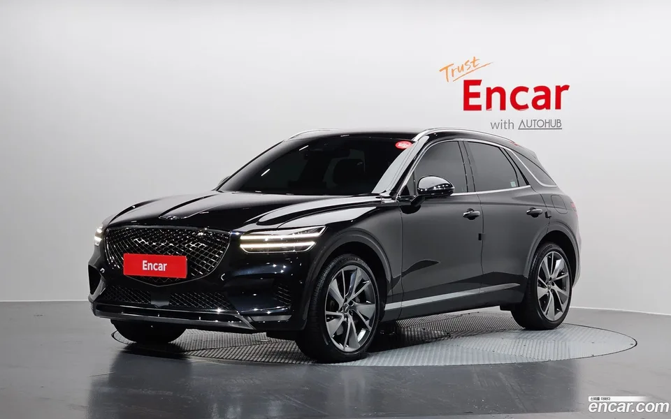 Genesis GV70 2.5T AWD 2022 — photo 1, buy with delivery to Moscow