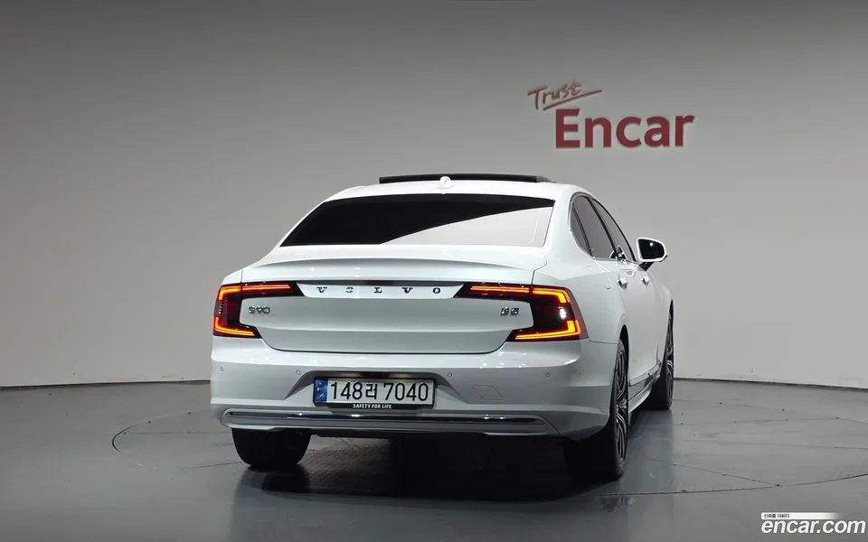 Volvo S90 B5 2023 — thumbnail 4