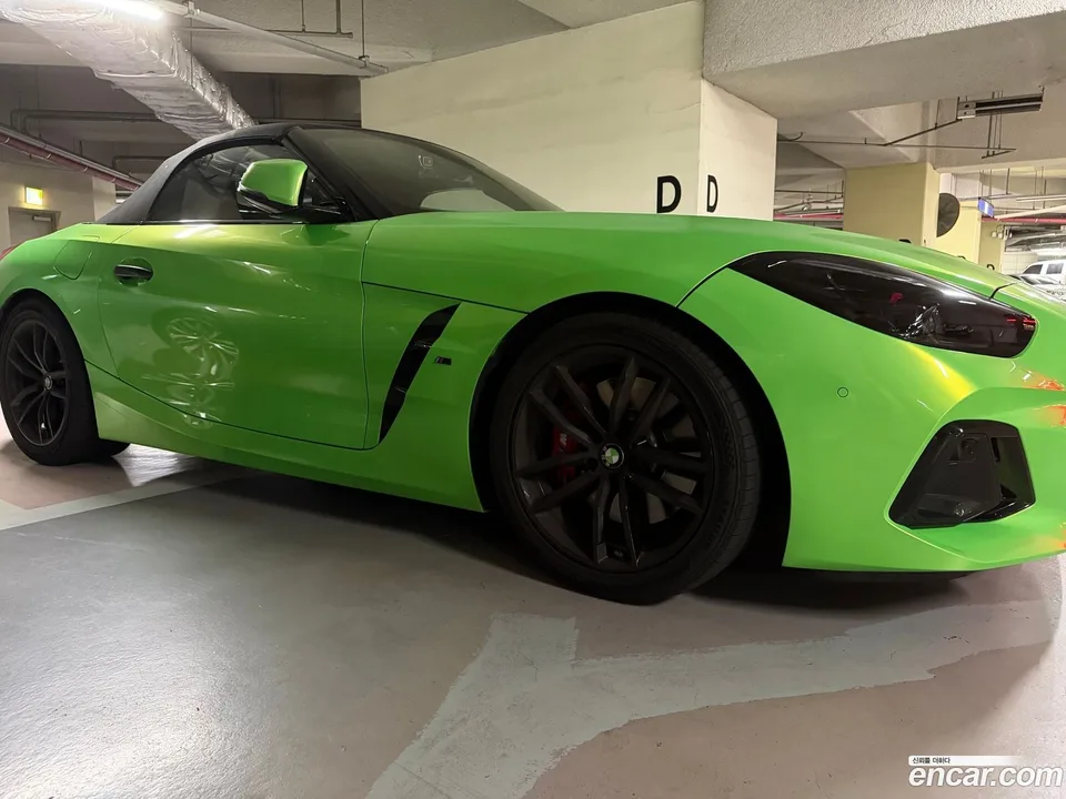 BMW Z4 M40i 2025 — thumbnail 2