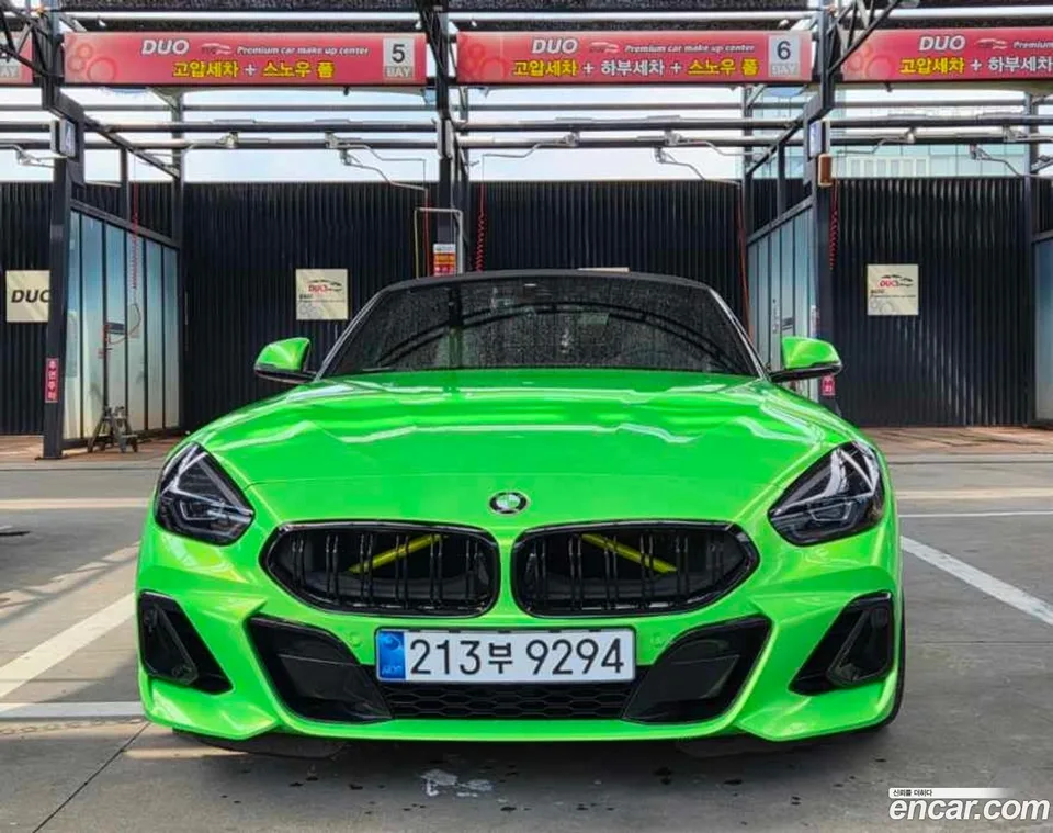BMW Z4 M40i 2025 — thumbnail 3
