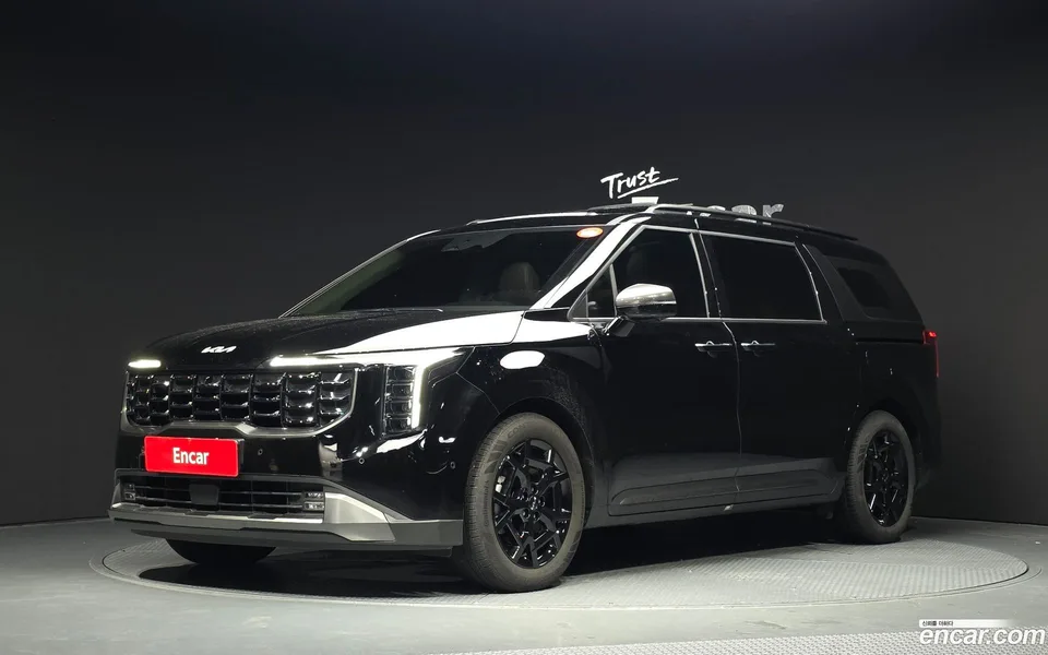 Kia Carnival 9 2025 — фото 1, купить с доставкой в Москву