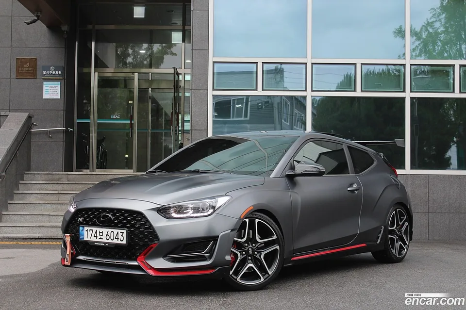 Hyundai Veloster 2.0 N 2022 — photo 1, buy with delivery to Moscow