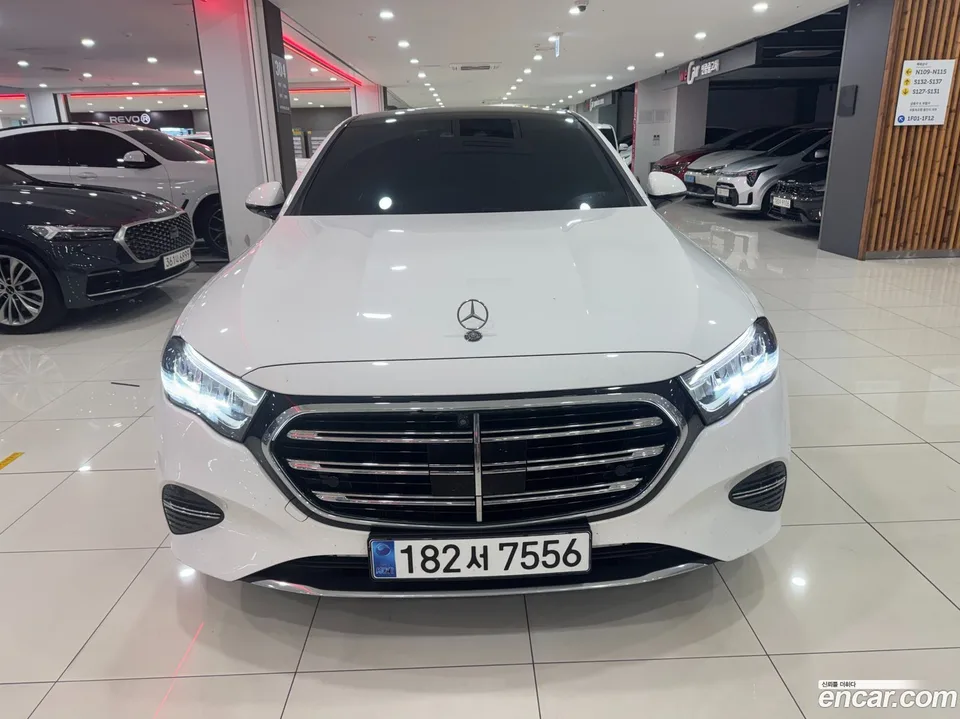 Mercedes-Benz E-Class E220d 4MATIC 2024 — thumbnail 3