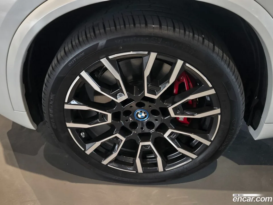 BMW X5 xDrive 50e M 2025 — thumbnail 5