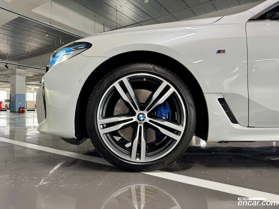 BMW 6 Series GT 630i xDrive M 2024 — thumbnail 2