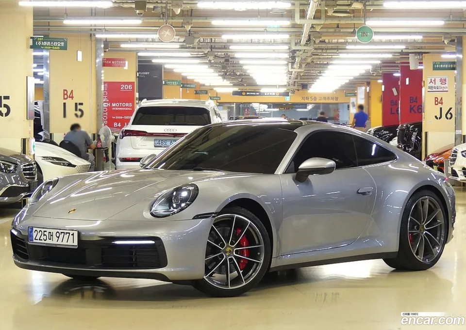Porsche 911 (992) S 2024 — photo 1, buy with delivery to Moscow