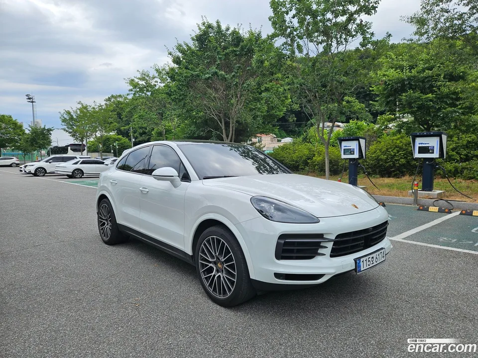 Porsche Cayenne 3.0 2023 — thumbnail 3
