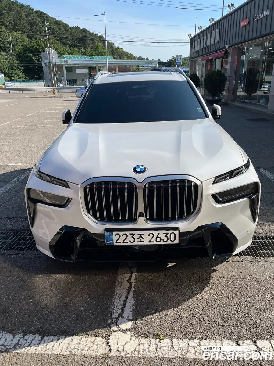 BMW X7 xDrive 40d M 6 2025 — thumbnail 3