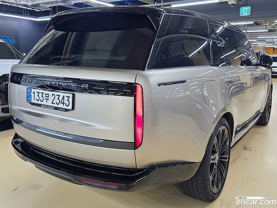Land Rover Range Rover P530 AB LWB 2024 — миниатюра 3