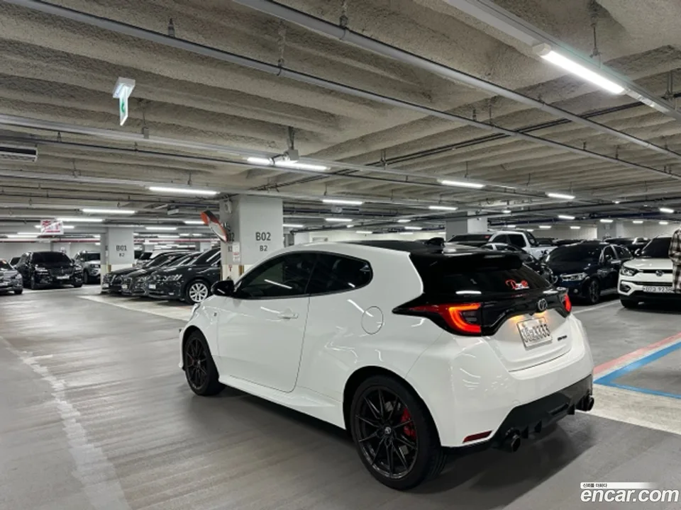 Toyota () GR 2022 — миниатюра 3