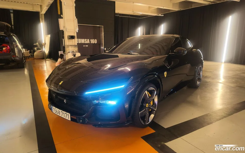 Ferrari Purosangue 6.5 V12 2024 — photo 1, buy with delivery to Moscow