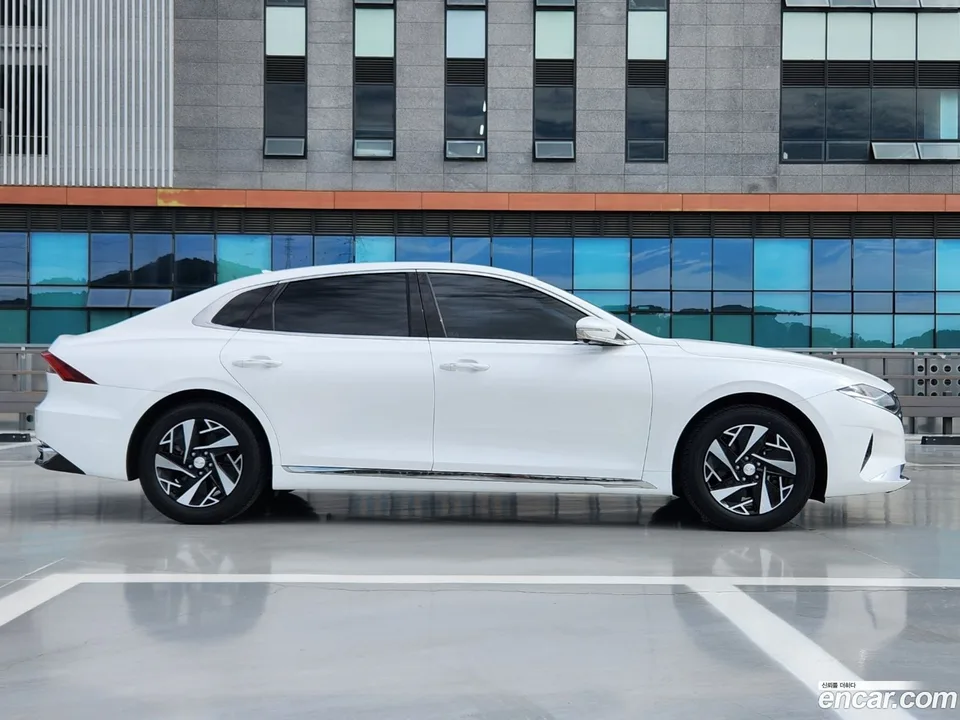 Hyundai Grandeur IG Hybrid 2022 — thumbnail 4