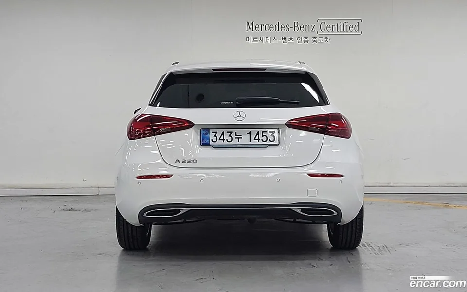 Mercedes-Benz A-Class A220 2026 — thumbnail 4