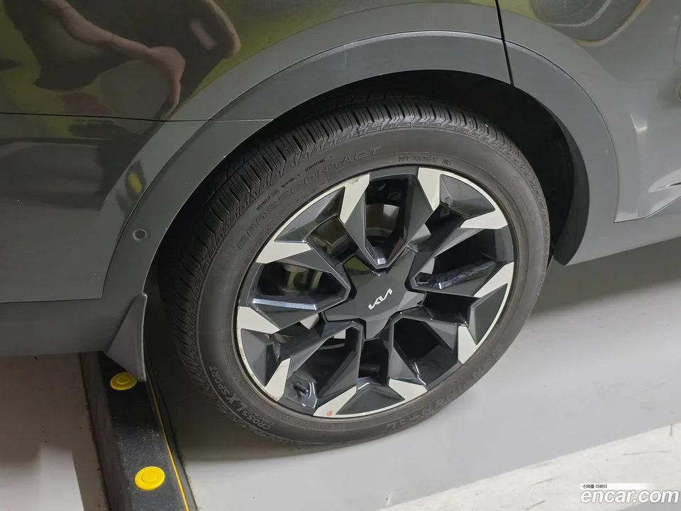 Kia Sorento 2.5T 2WD 2024 — thumbnail 5