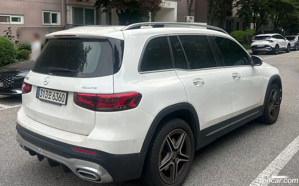 Mercedes-Benz GLB-Class GLB250 4MATIC 2022 — thumbnail 3