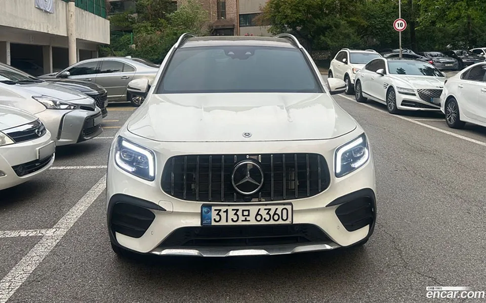 Mercedes-Benz GLB-Class GLB250 4MATIC 2022 — photo 1, buy with delivery to Moscow