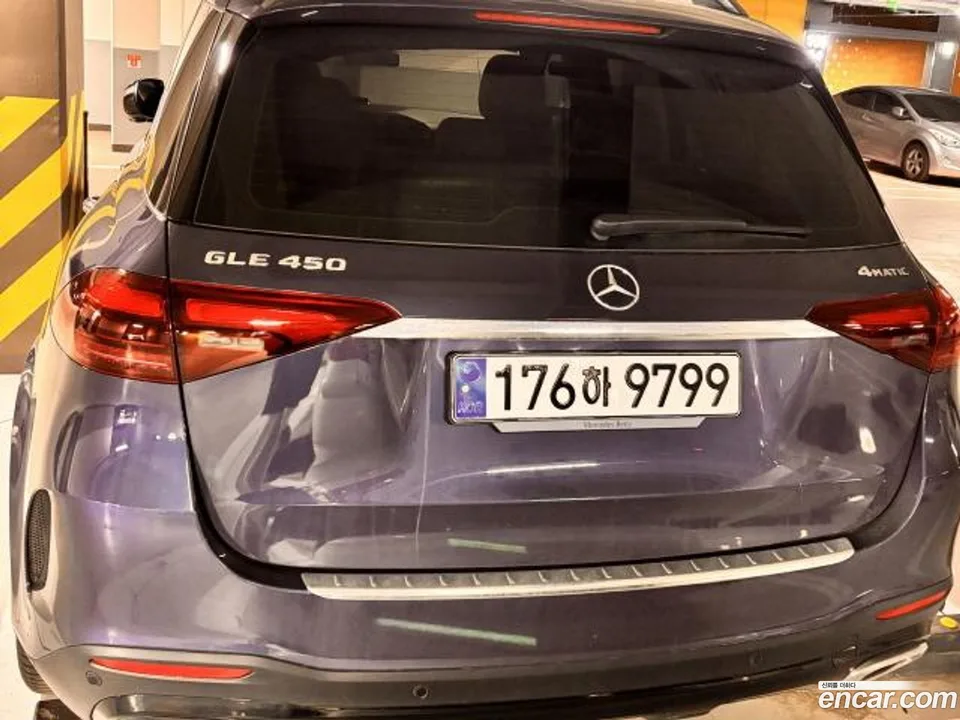 Mercedes-Benz GLE-Class GLE450 4MATIC 2023 — thumbnail 3