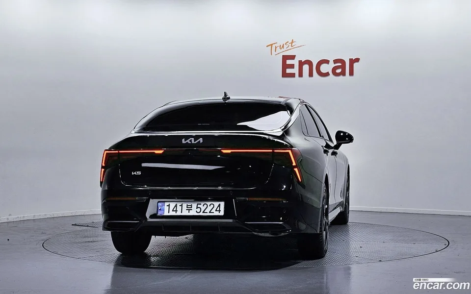 Kia K5 2.0 2024 — thumbnail 4