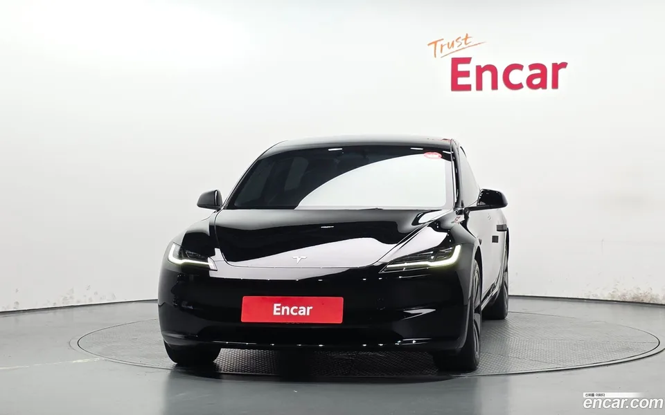 Tesla Model 3 AWD 2024 — thumbnail 3