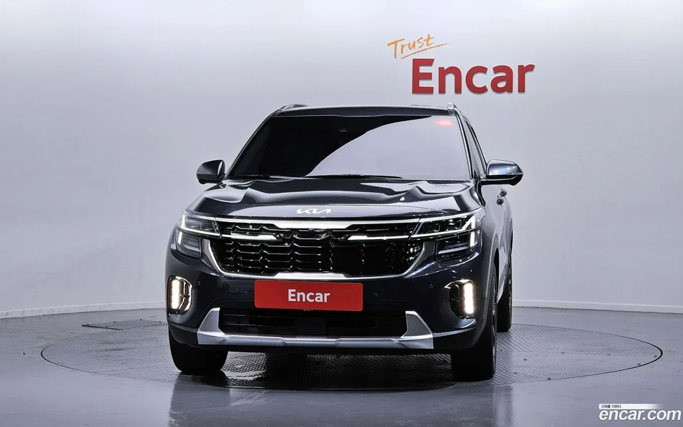 Kia Seltos 2.0 2WD 2022 — thumbnail 3