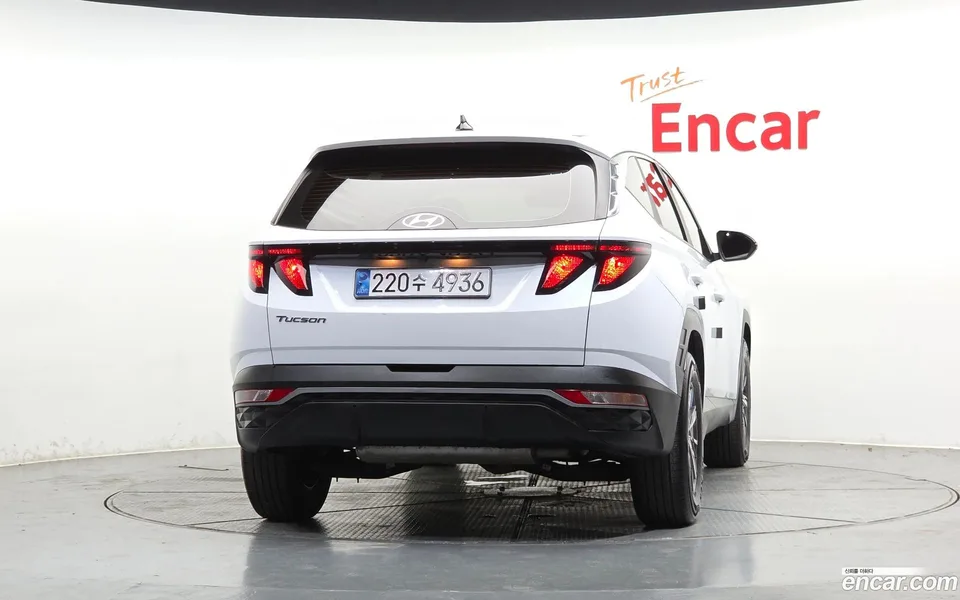 Hyundai Tucson Hybrid 2WD 2022 — thumbnail 4