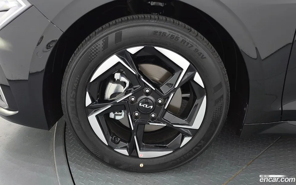 Kia K5 2.0 2026 — thumbnail 5
