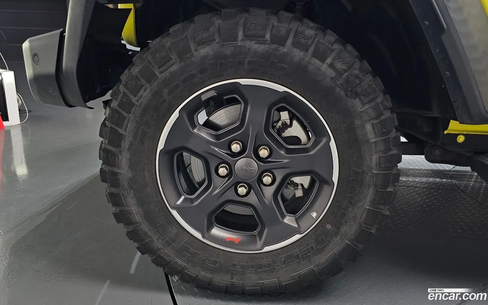Jeep Gladiator 3.6 2023 — thumbnail 5