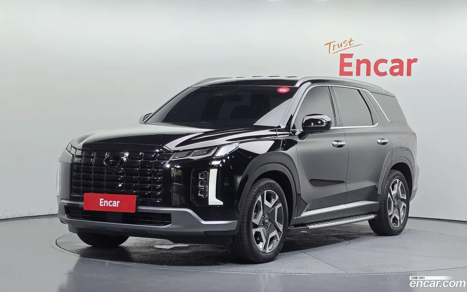 Hyundai Palisade 2.2 2WD 2023 — photo 1, buy with delivery to Moscow