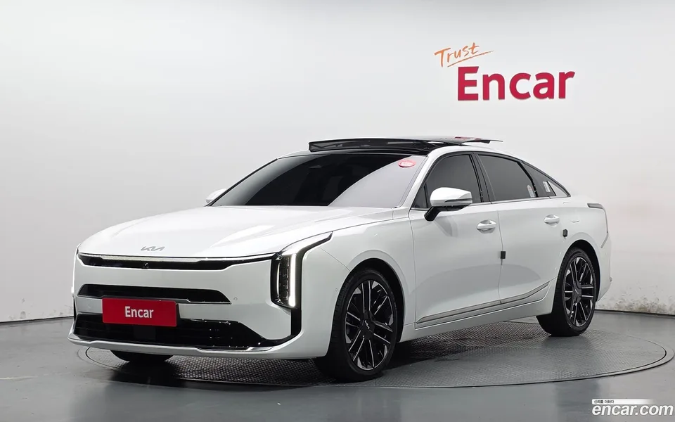 Kia K8 2.5 2WD 2025 — photo 1, buy with delivery to Moscow