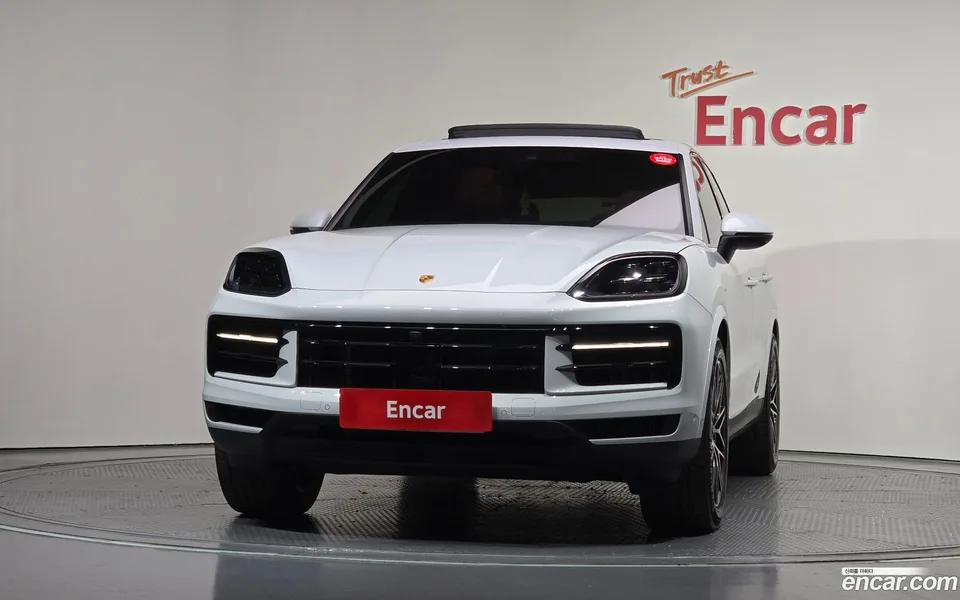 Porsche Cayenne 3.0 2024 — thumbnail 3