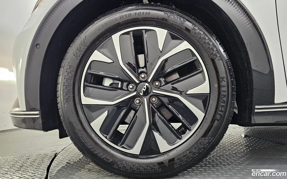 Kia EV6 2024 — thumbnail 5