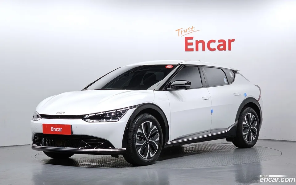 Kia EV6 2024 — photo 1, buy with delivery to Moscow